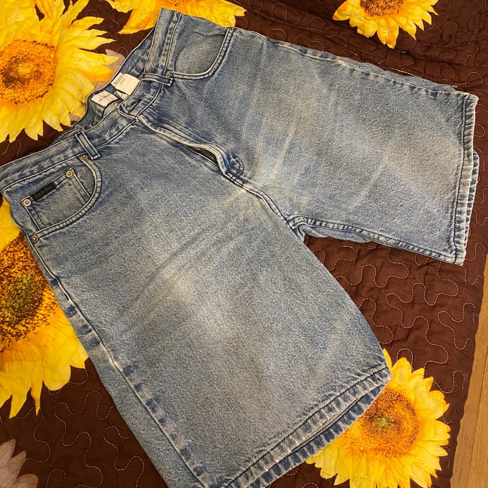Calvin Klein Jeans mom shorts